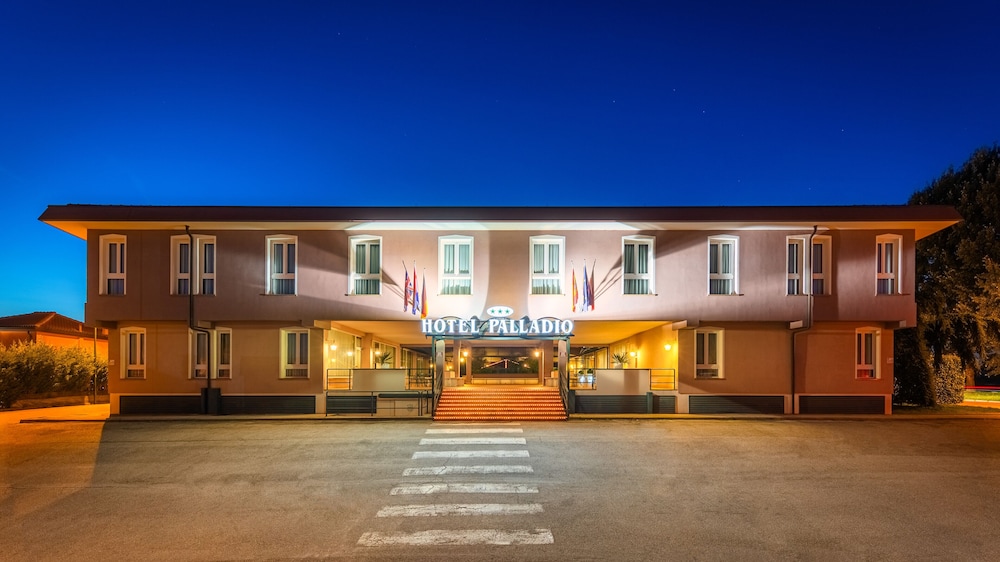 Hotel Palladio — Hotel building in Mestre, Veneto