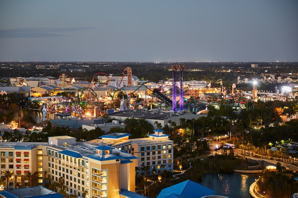 Universal's Aventura Hotel — Attractions in the area in Orlando, Florida