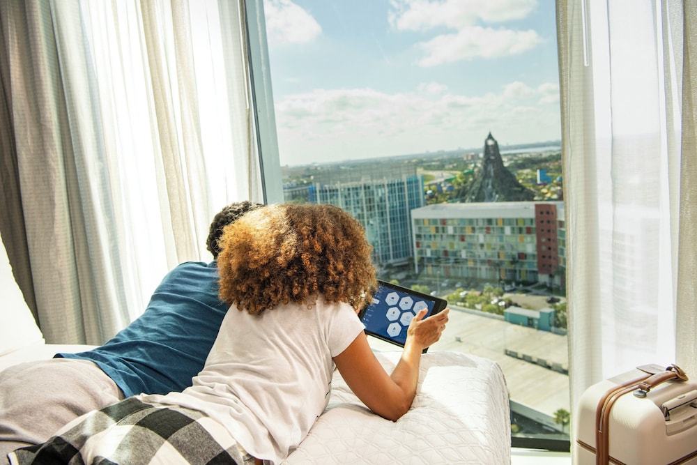 Universal's Aventura Hotel — Hotel rooms in Orlando, Florida