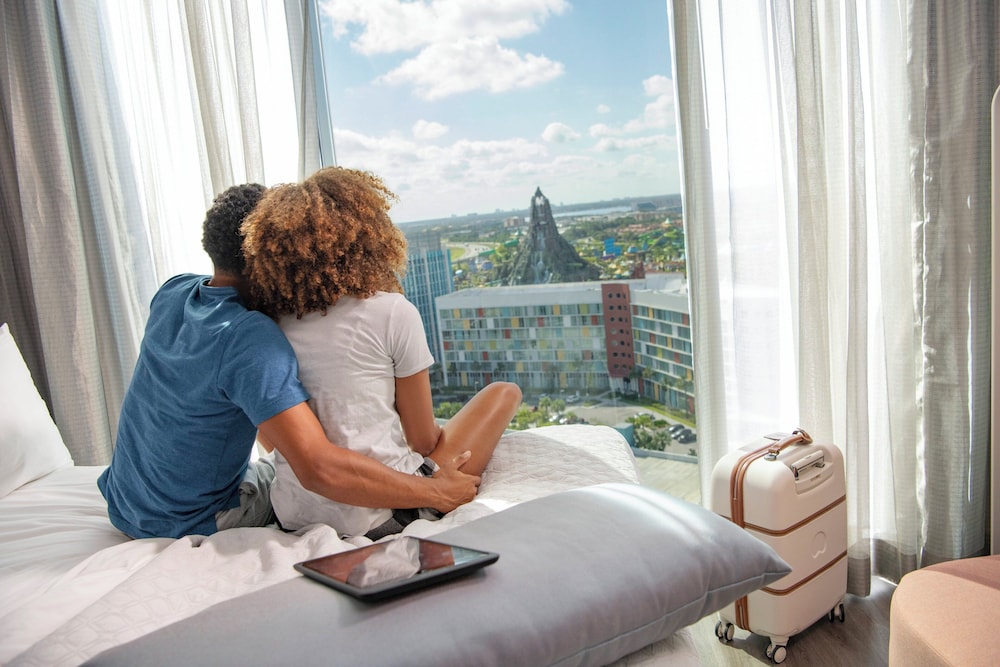 Universal's Aventura Hotel — Hotel rooms in Orlando, Florida