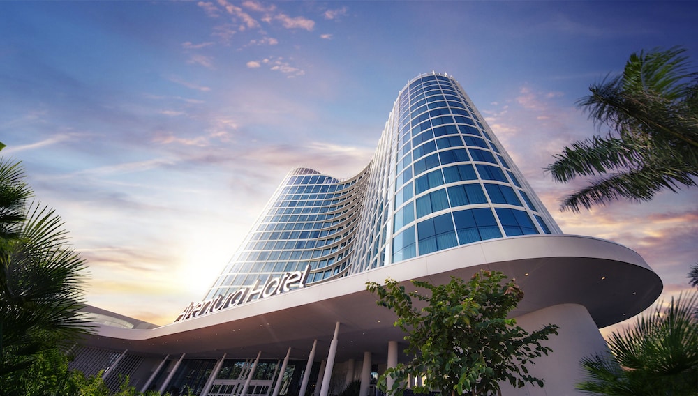 Universal's Aventura Hotel — Hotel building in Orlando, Florida
