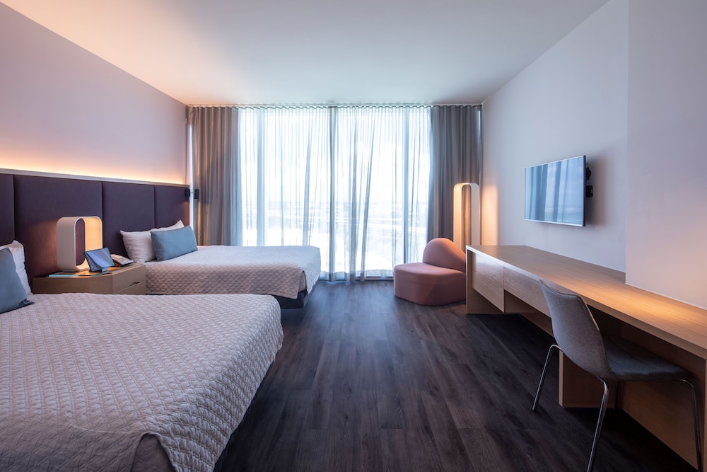 Universal's Aventura Hotel — Hotel rooms in Orlando, Florida
