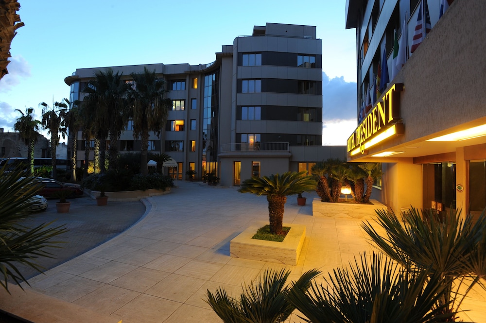 Hotel President — Hotel building in Marsala, Sicily