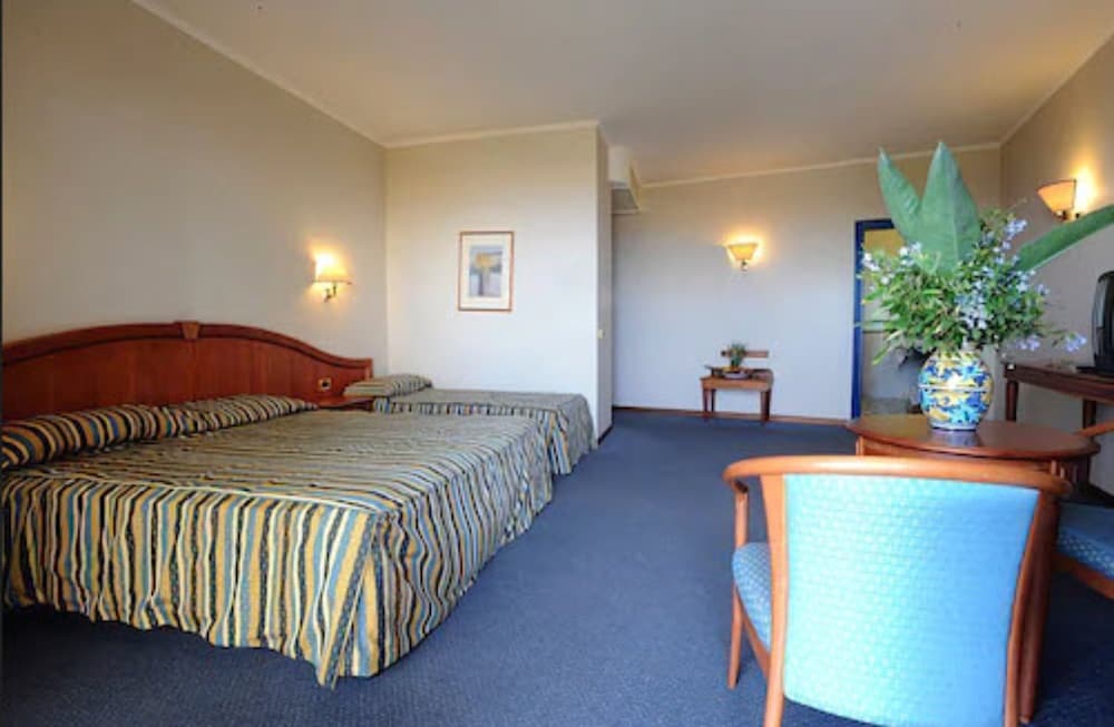 Hotel President — Hotel rooms in Marsala, Sicily