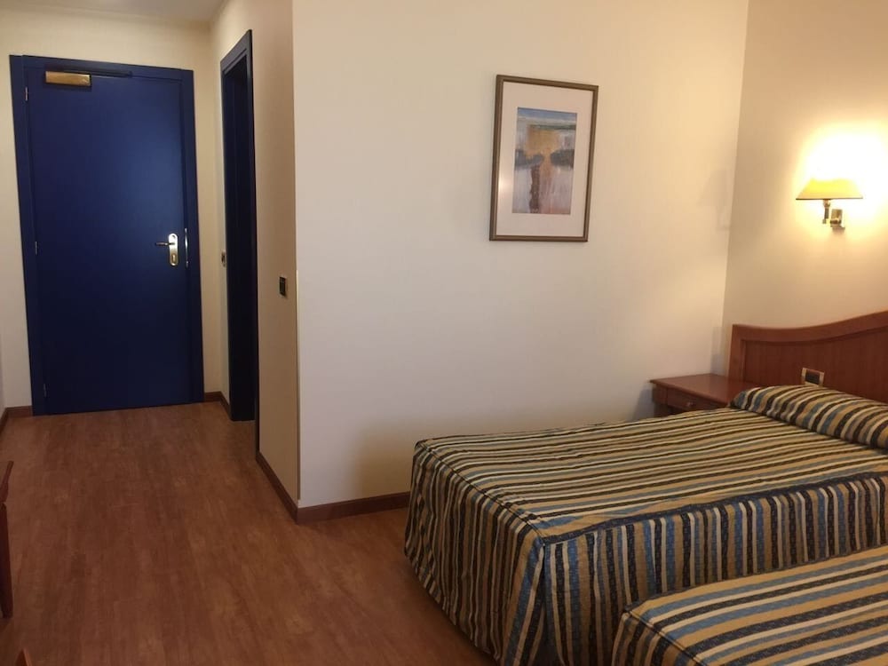 Hotel President — Hotel rooms in Marsala, Sicily