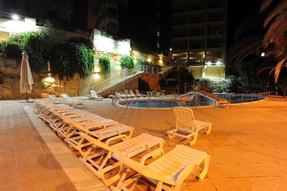 Hotel President — Swimming pool in Marsala, Sicily