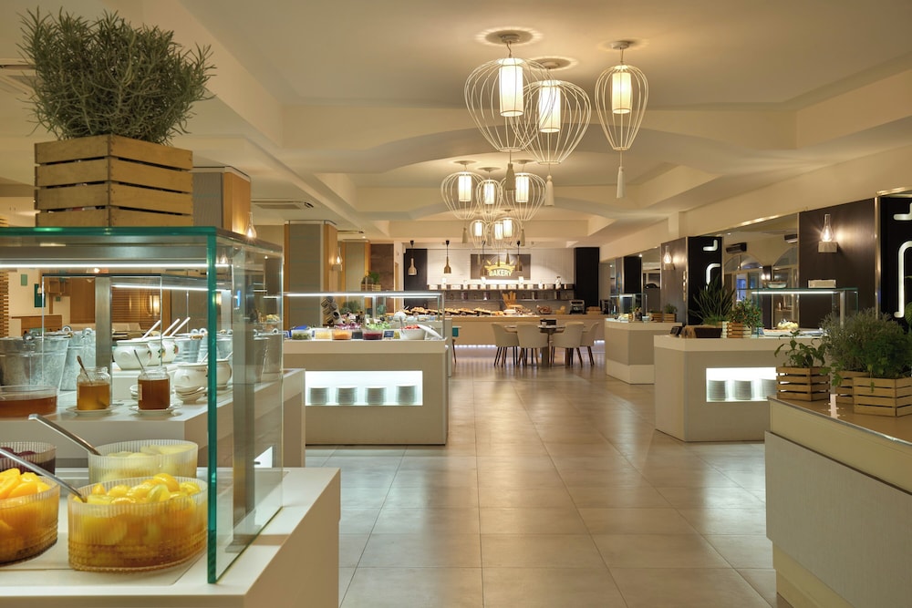 Almar Timi Ama Villasimius — Restaurant & bars in Villasimius, Sardinia