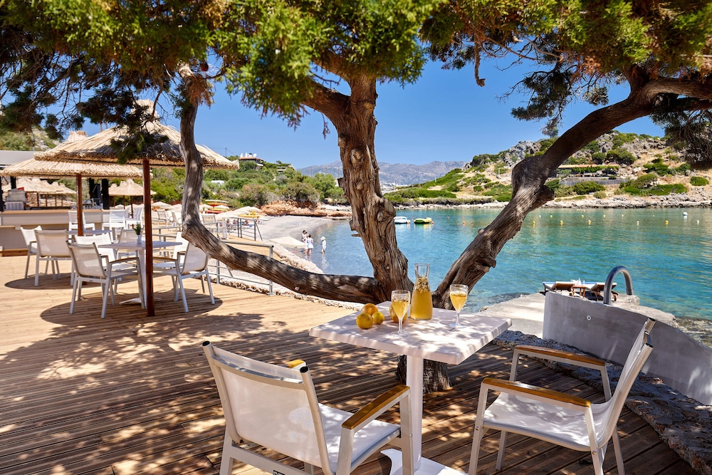 Blue Marine Resort & Spa — Restaurant & bars in Ammoudara (Agios Nikolaos)