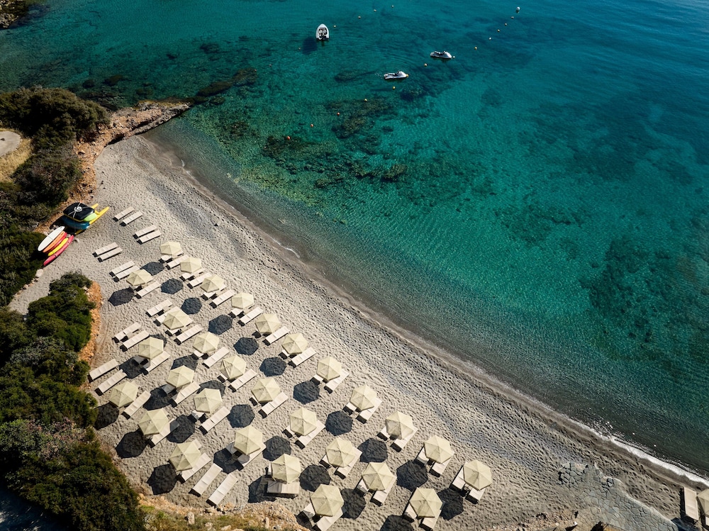 Blue Marine Resort & Spa — Beach in Ammoudara (Agios Nikolaos)