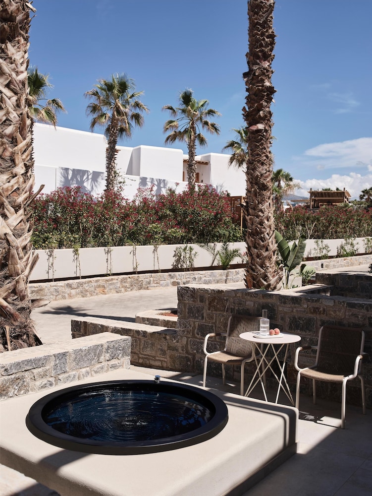 Stella Blue Seaside Resort - All inclusive — Rooms in Aposelemis
