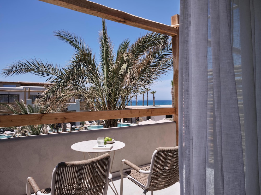 Stella Blue Seaside Resort - All inclusive — Rooms in Aposelemis