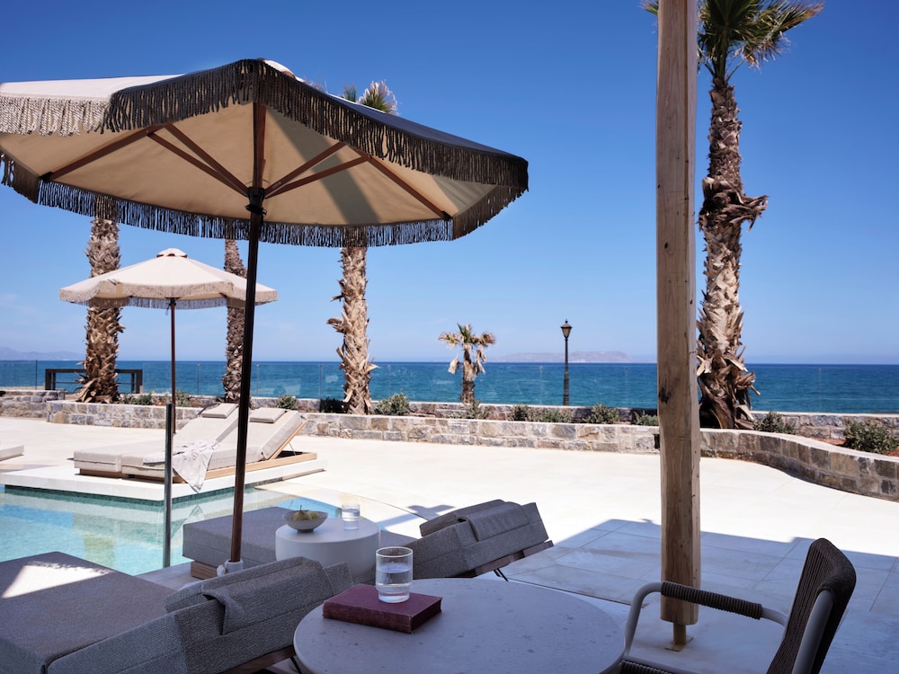 Stella Blue Seaside Resort - All inclusive — Outdoor in Aposelemis