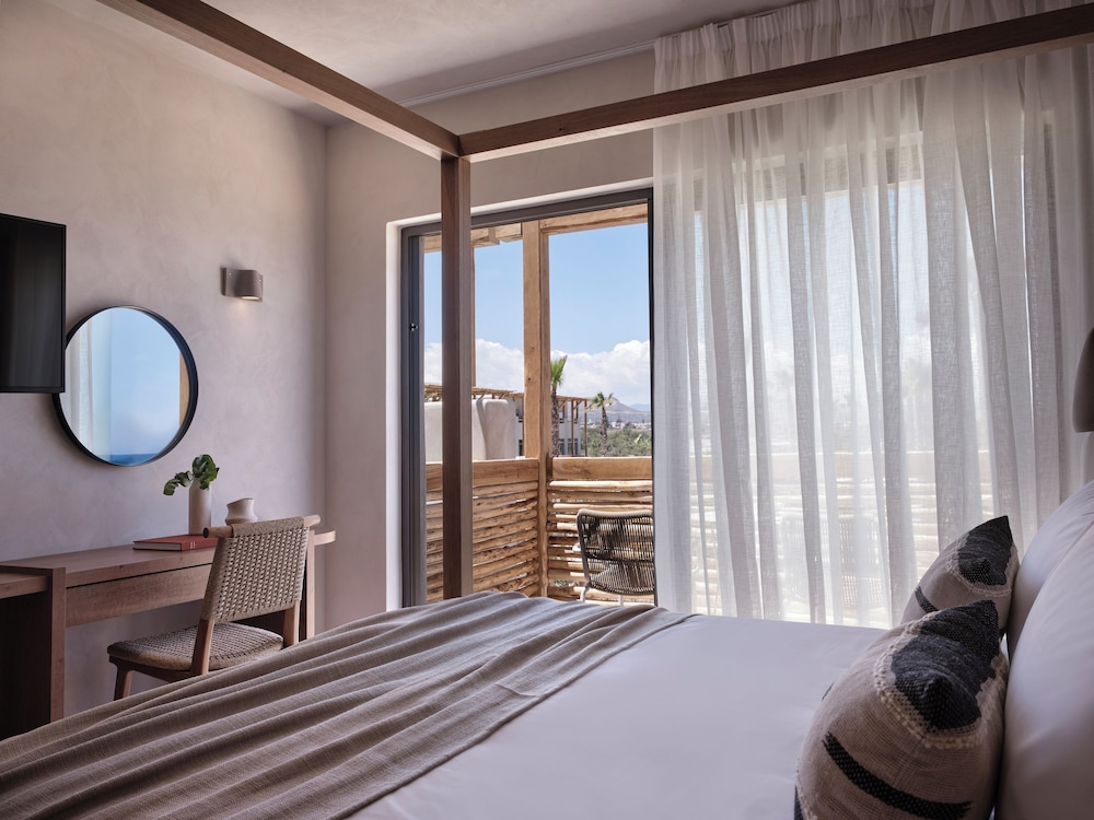 Stella Blue Seaside Resort - All inclusive — Rooms in Aposelemis