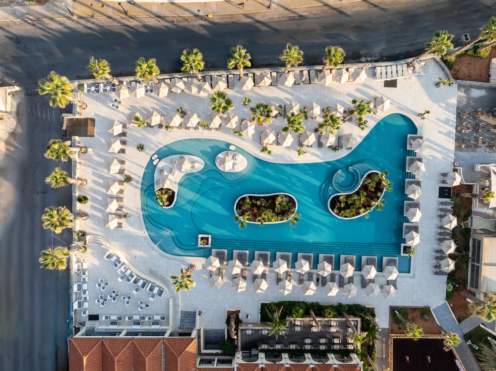 Stella Blue Seaside Resort - All inclusive — View in Aposelemis