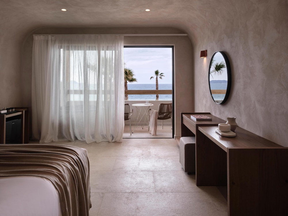 Stella Blue Seaside Resort - All inclusive — Rooms in Aposelemis