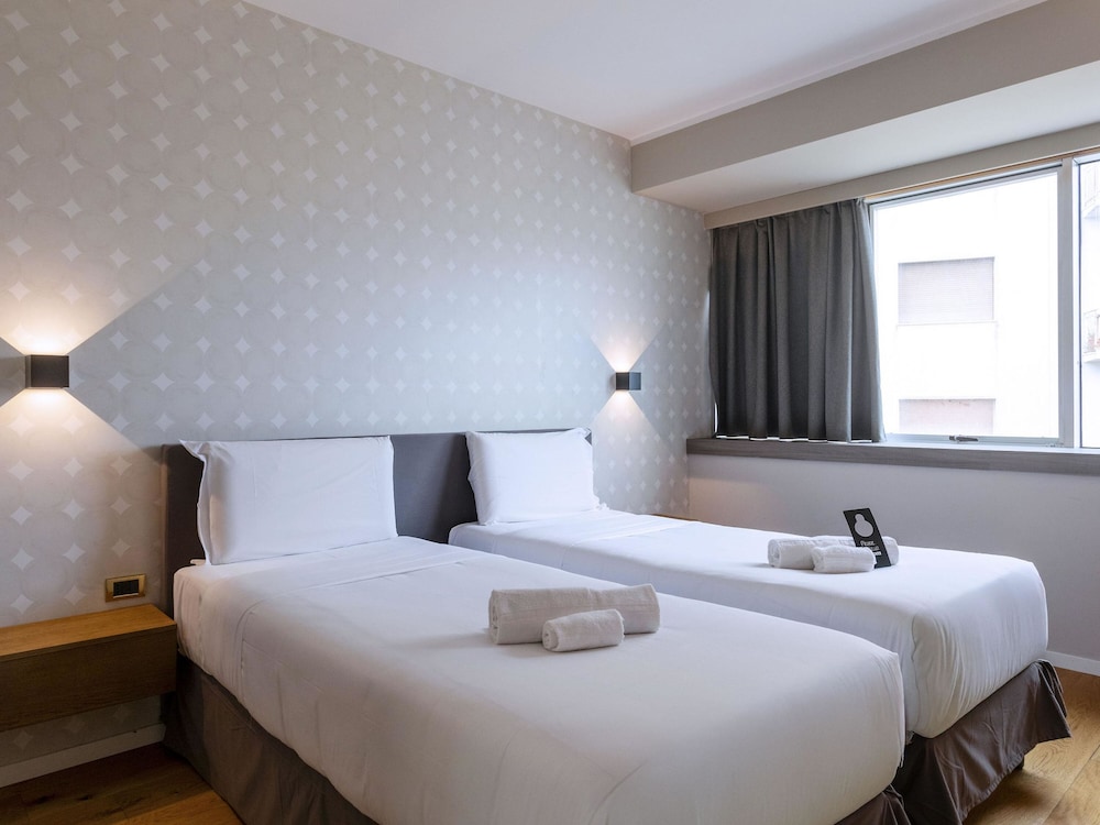 B&B Hotel Trapani Crystal — Hotel rooms in Trapani, Sicily