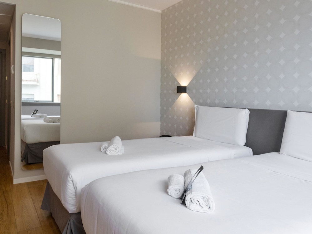 B&B Hotel Trapani Crystal — Hotel rooms in Trapani, Sicily