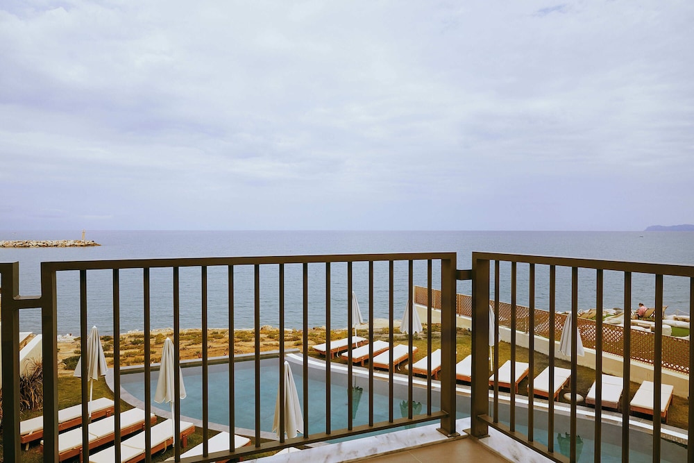 Giannoulis – Grand Bay Beach Resort - Adults Only — Swimming pool in Platanias