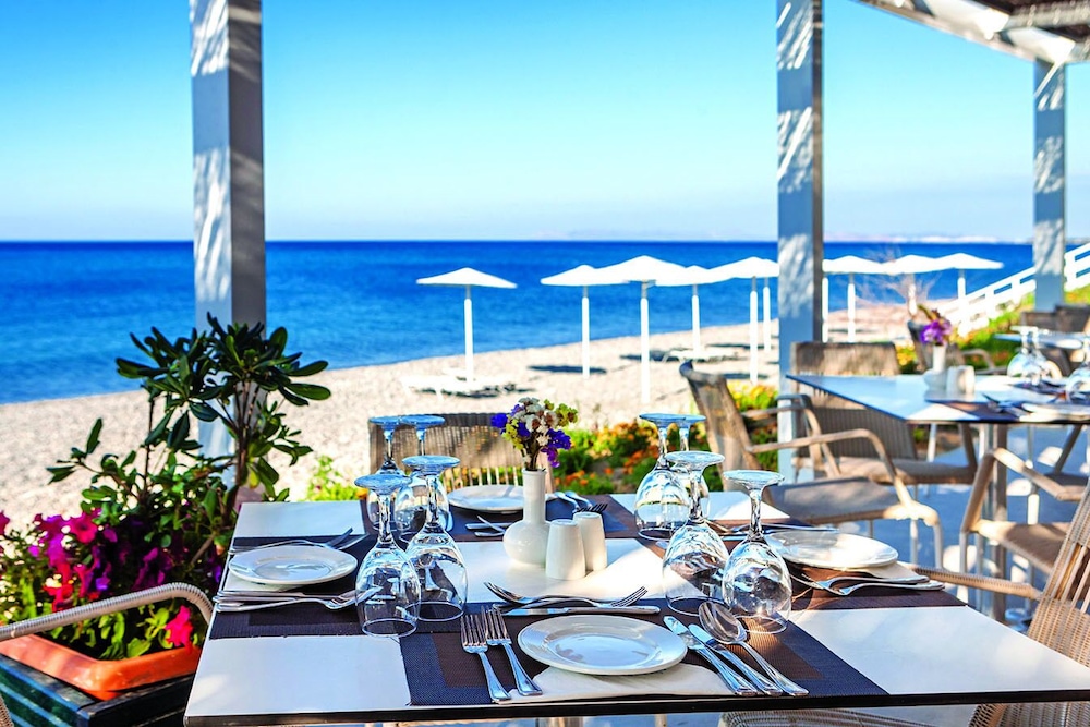 Giannoulis – Grand Bay Beach Resort - Adults Only — Restaurant & bars in Platanias