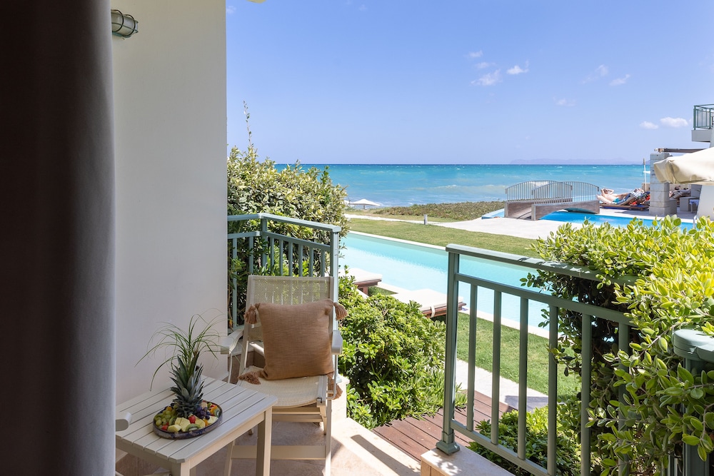 Giannoulis – Grand Bay Beach Resort - Adults Only — Swimming pool in Platanias