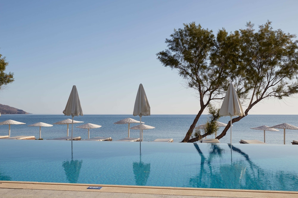 Giannoulis – Grand Bay Beach Resort - Adults Only — Swimming pool in Platanias
