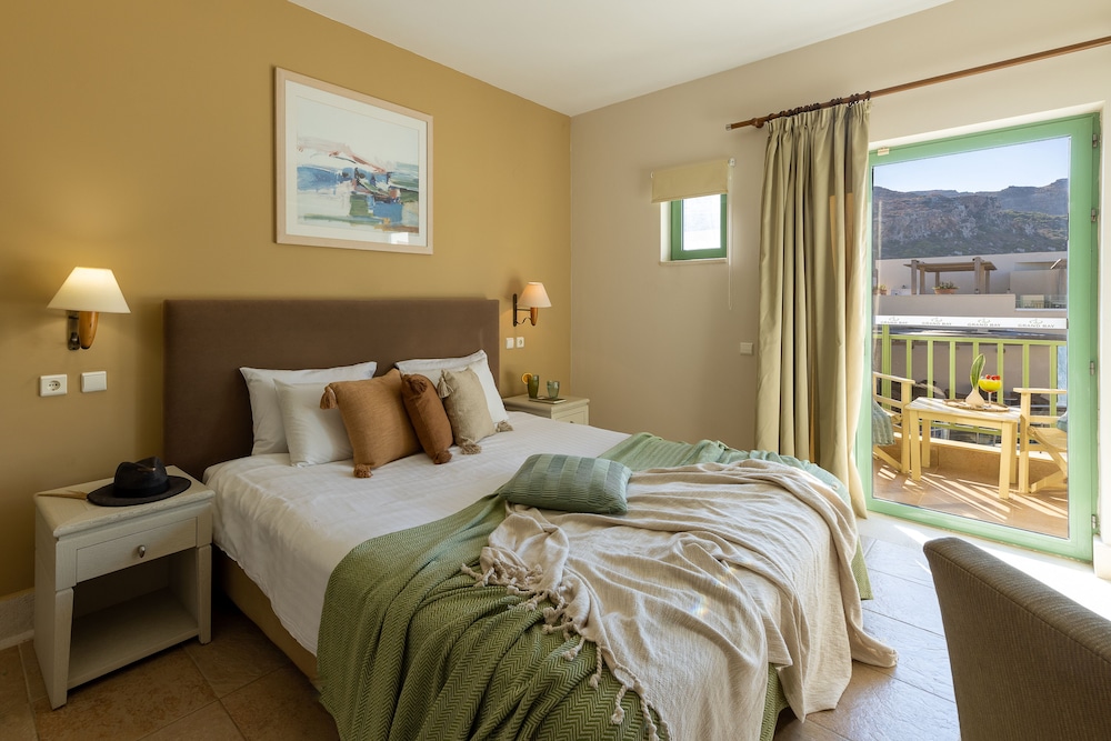Giannoulis – Grand Bay Beach Resort - Adults Only — Hotel rooms in Platanias