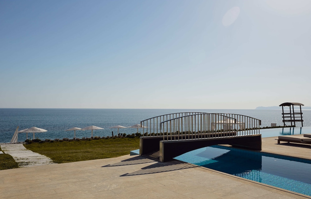 Giannoulis – Grand Bay Beach Resort - Adults Only — Swimming pool in Platanias