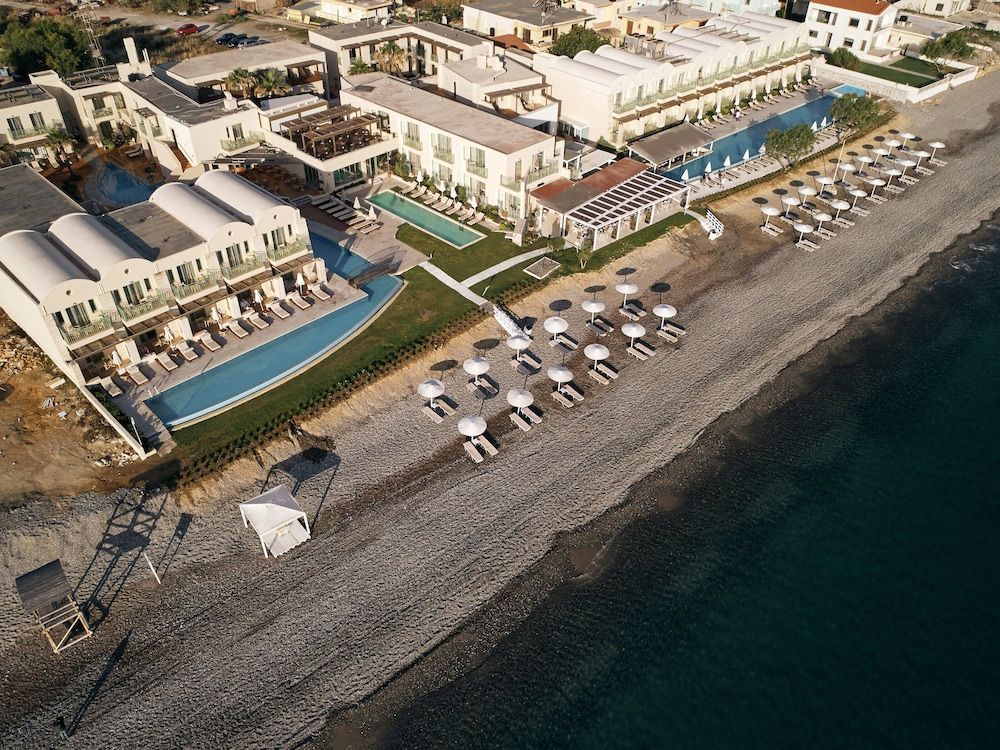 Giannoulis – Grand Bay Beach Resort - Adults Only