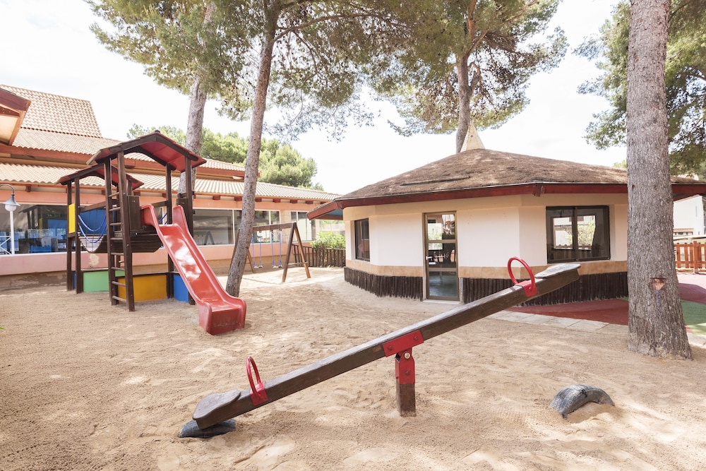 Aparthotel Green Garden — Attractions for children in Cala Ratjada, Balearic Islands