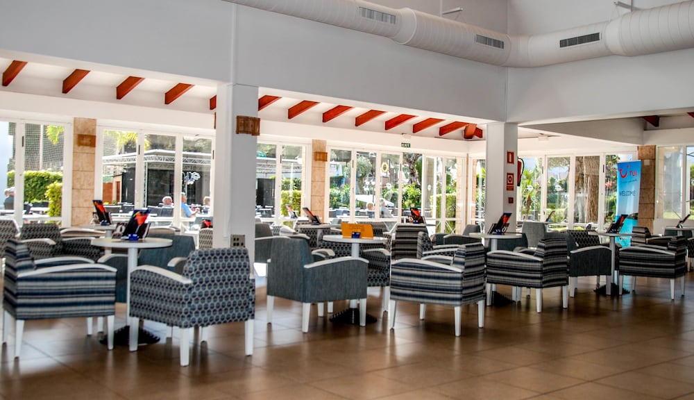 Aparthotel Green Garden — Restaurant & bars in Cala Ratjada, Balearic Islands