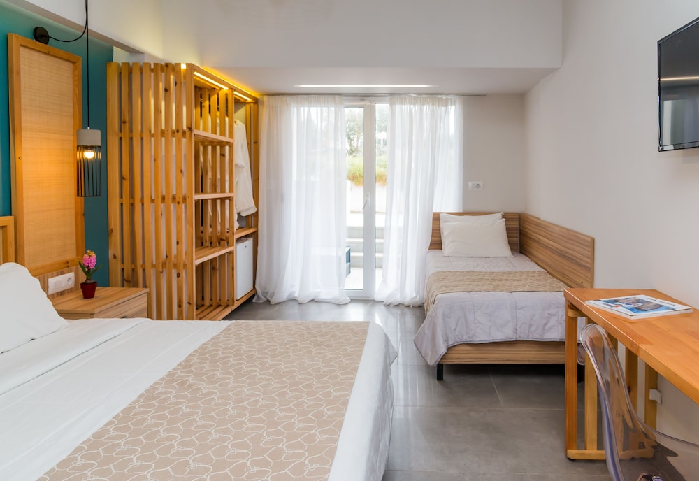 Klelia Beach Hotel - All Inclusive — Hotel rooms in Kalamaki (Zakynthos), Ionian Islands