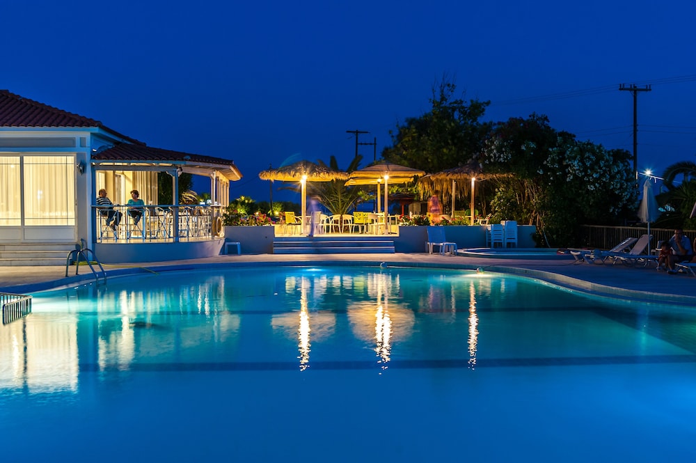 Klelia Beach Hotel - All Inclusive — Swimming pool in Kalamaki (Zakynthos), Ionian Islands