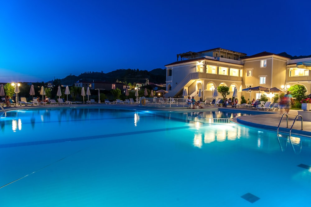 Klelia Beach Hotel - All Inclusive — Swimming pool in Kalamaki (Zakynthos), Ionian Islands