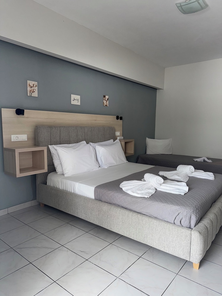 Klelia Beach Hotel - All Inclusive — Hotel rooms in Kalamaki (Zakynthos), Ionian Islands