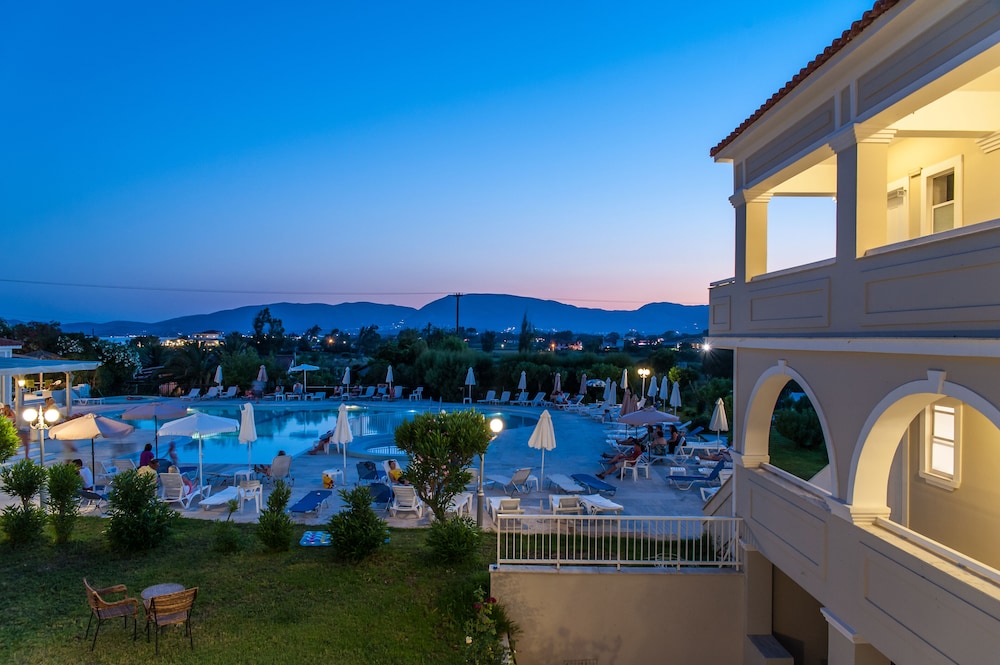 Klelia Beach Hotel - All Inclusive — Swimming pool in Kalamaki (Zakynthos), Ionian Islands
