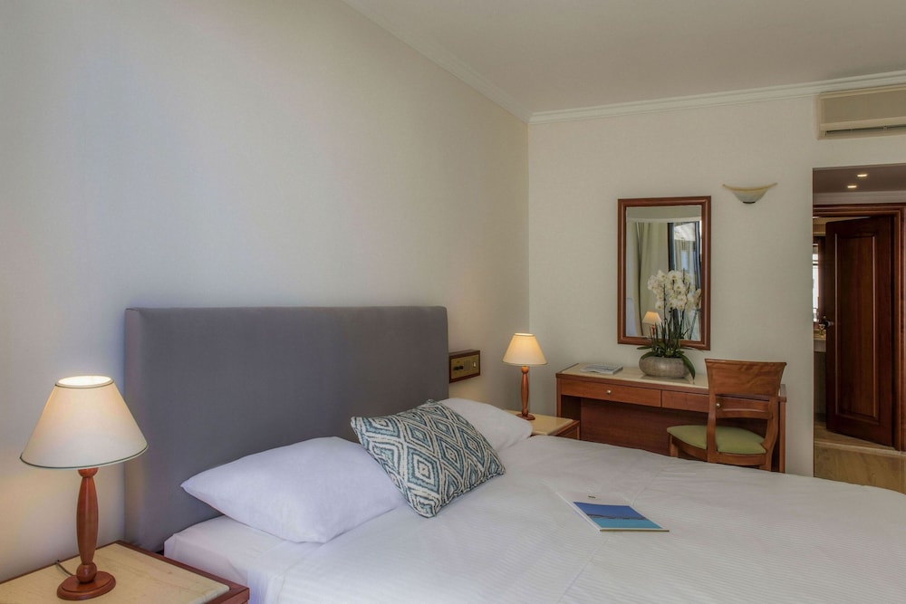Mitsis La Vita — Hotel rooms in Rhodes Town, South Aegean
