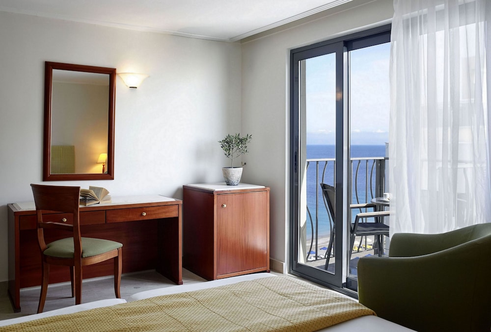 Mitsis La Vita — Hotel rooms in Rhodes Town, South Aegean