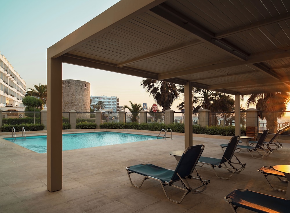 Mitsis La Vita — Swimming pool in Rhodes Town, South Aegean