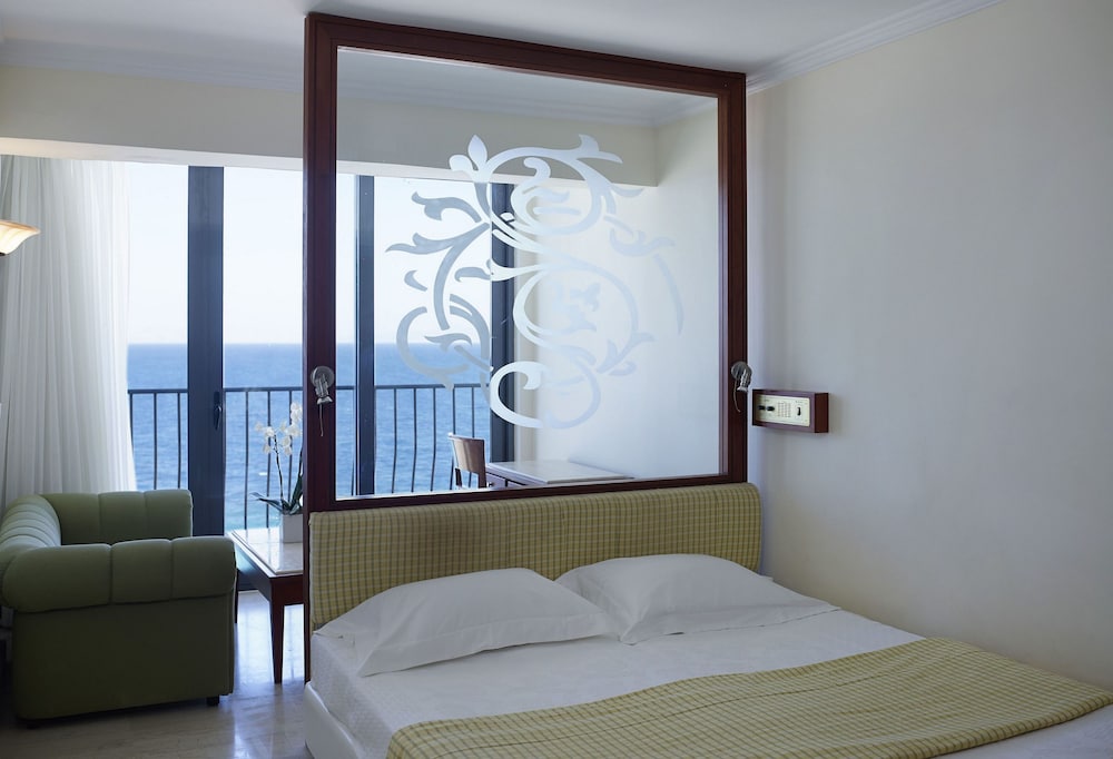 Mitsis La Vita — Hotel rooms in Rhodes Town, South Aegean