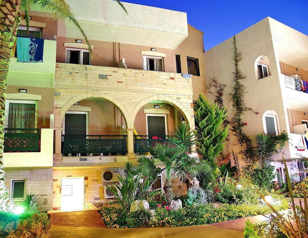 Odyssia Beach Hotel — Hotel building in Rethymnon