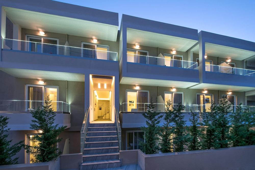 Odyssia Beach Hotel — Hotel building in Rethymnon