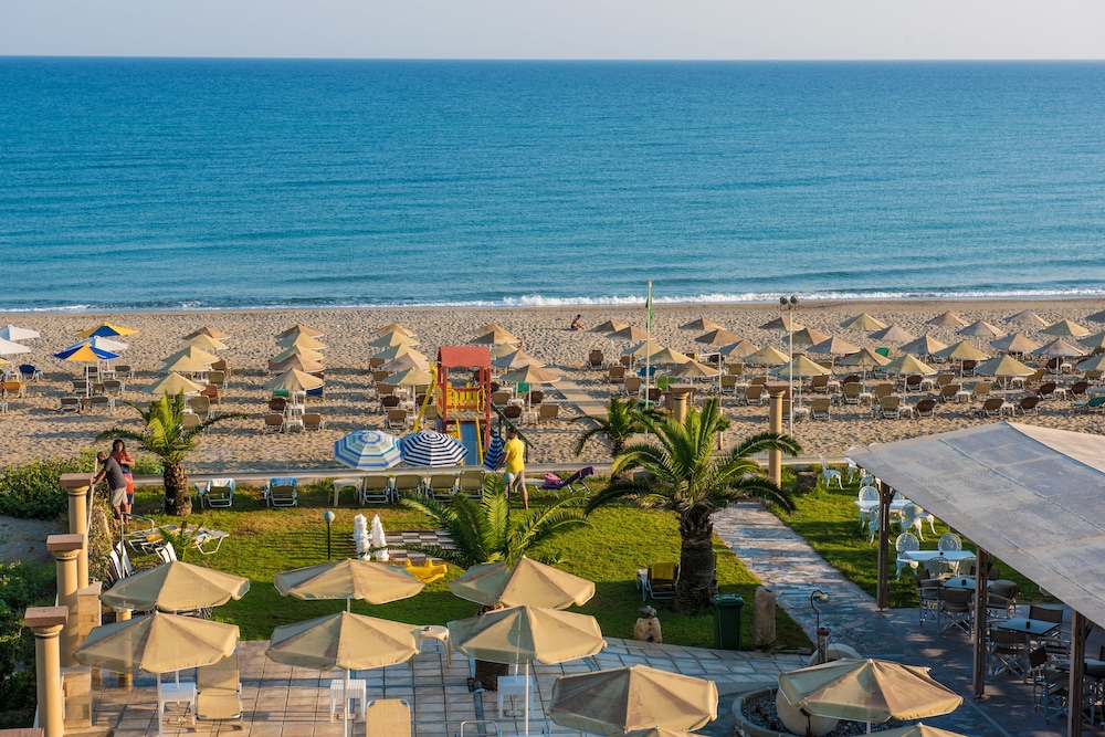 Odyssia Beach Hotel — Beach in Rethymnon
