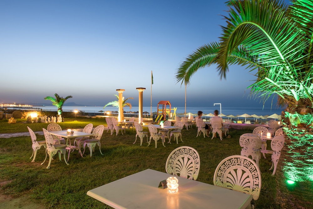 Odyssia Beach Hotel — Restaurant & bars in Rethymnon