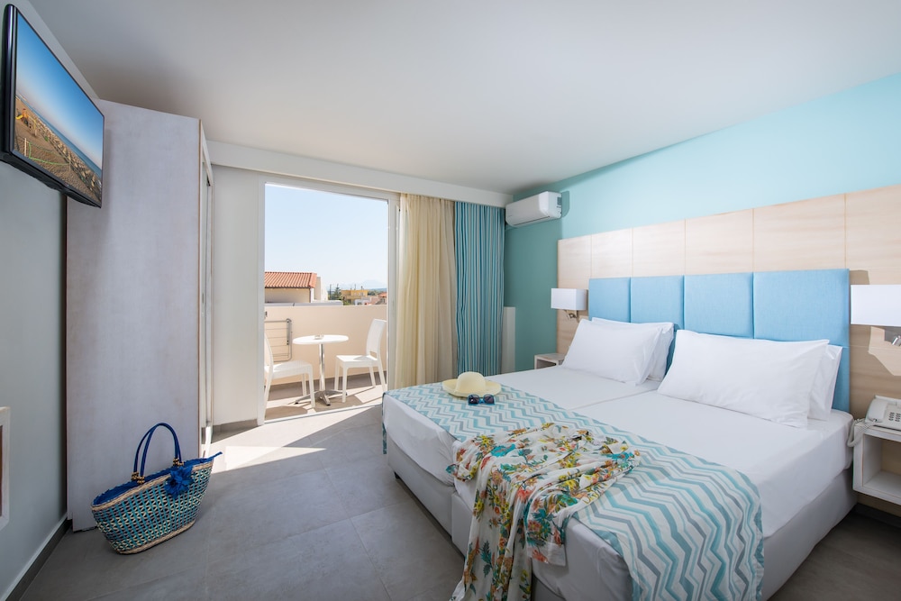 Odyssia Beach Hotel — Hotel rooms in Rethymnon