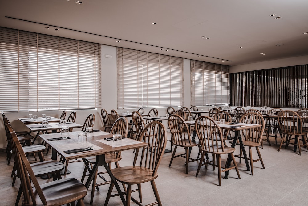 Planos Deluxe — Restaurant & bars in Tsilivi, Ionian Islands