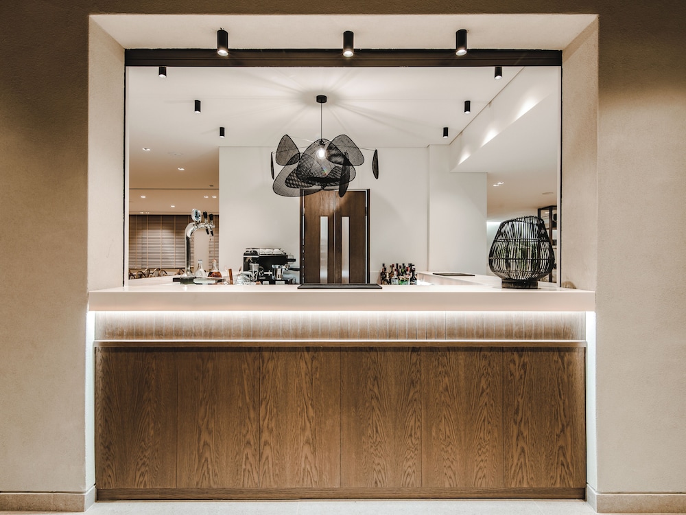 Planos Deluxe — Restaurant & bars in Tsilivi, Ionian Islands