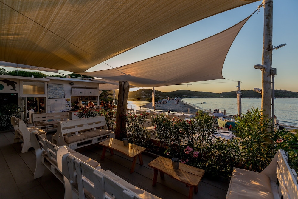 Residence Hotel Lu Nibareddu — Restaurant & bars in Loiri Porto San Paolo, Sardinia