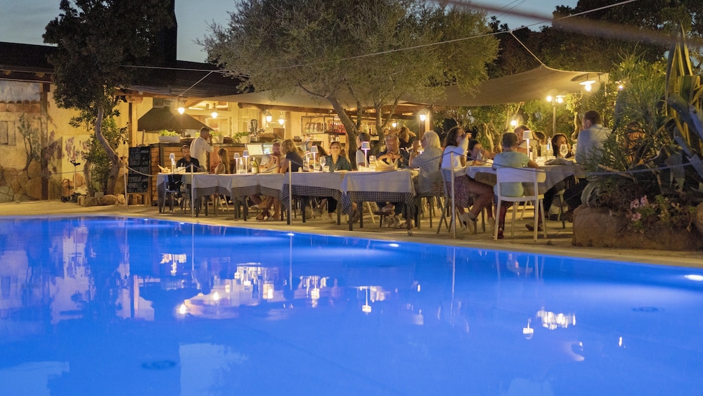 Residence Hotel Lu Nibareddu — Restaurant & bars in Loiri Porto San Paolo, Sardinia