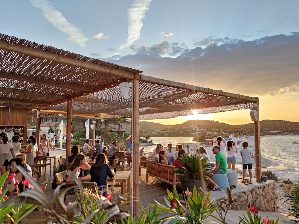 Residence Hotel Lu Nibareddu — Restaurant & bars in Loiri Porto San Paolo, Sardinia