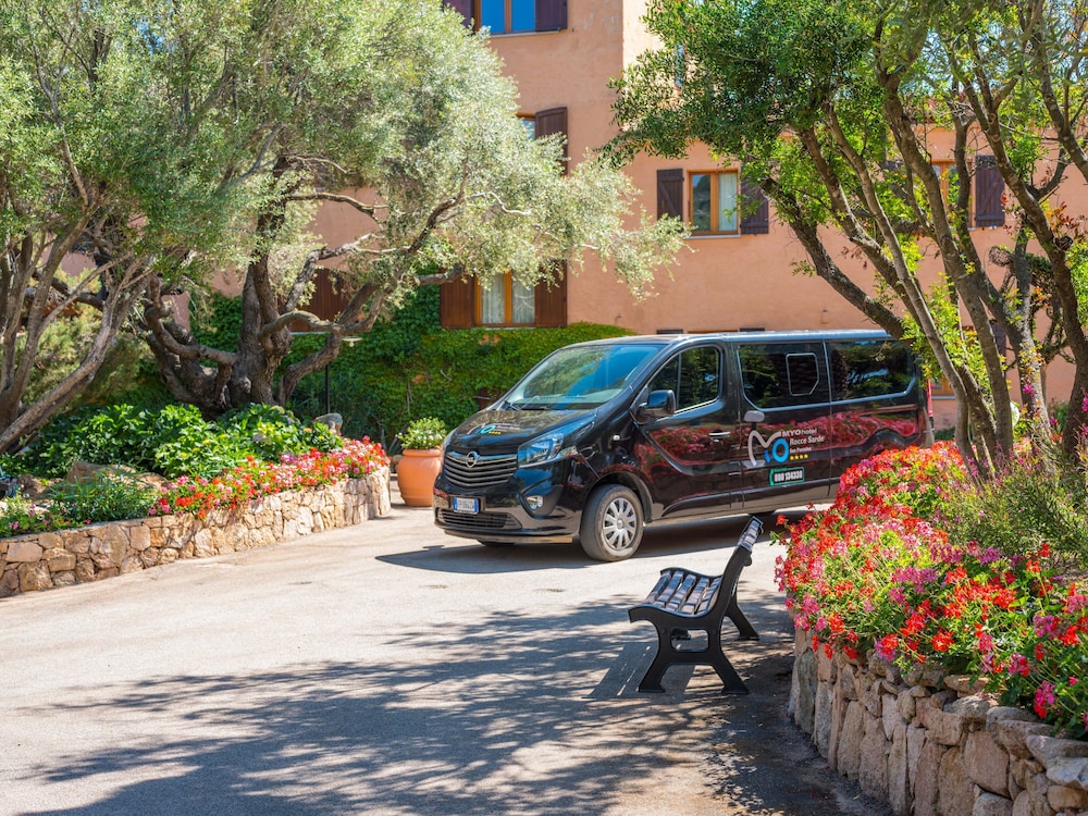 Hotel Rocce Sarde — Hotel building in Olbia, Sardinia